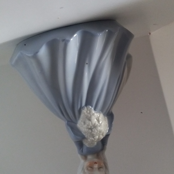 Vintage porcelain Musical figurine - Picture 3 of 10